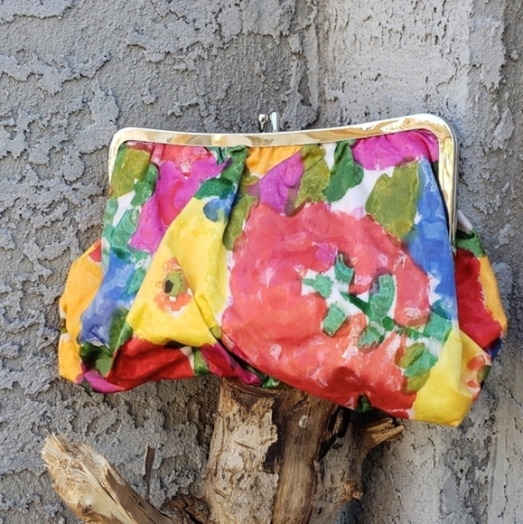 Beautiful Spring‎ and Summer clutch - Picture 5 of 6